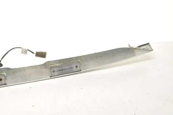 OEM 96636421 Moulure de Coffre pour Chevrolet Epica Berline image 8
