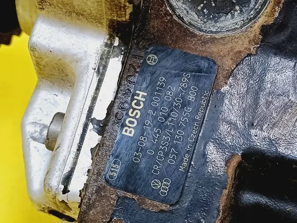 EINSPRITZPUMPE AUDI A8 D3 4.0 TDI BOSCH 057130755G image 5