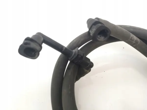 Tuyau lave-phare OEM FRC30784 pour VW Jetta image 3