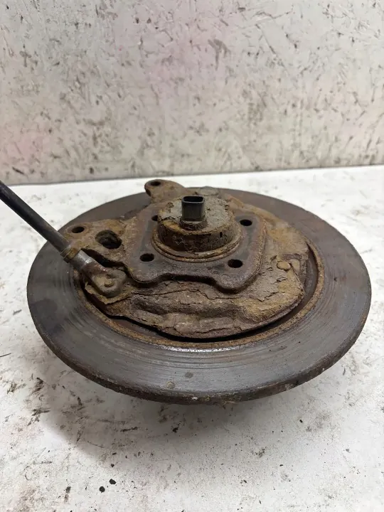Taka pyörän navan OEM DTS5781 Oikea Puoli Toyota Prius image 6