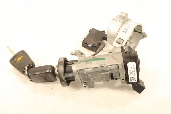 Chevrolet Aveo T300 1.2 OEM 95164163 Begagnad image 5