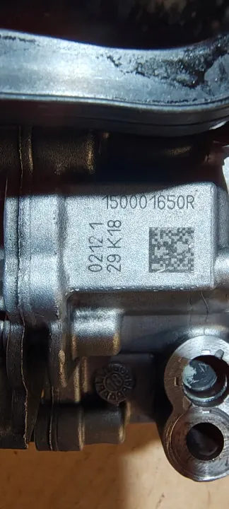 Pompe à huile OEM 150001650R pour Nissan Renault image 5