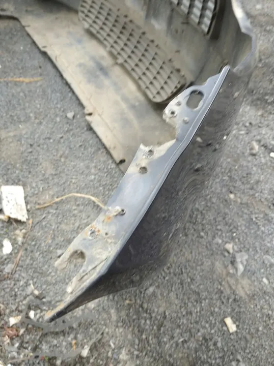 FIAT PUNTO GRANDE 05 Paraurti anteriore image 9