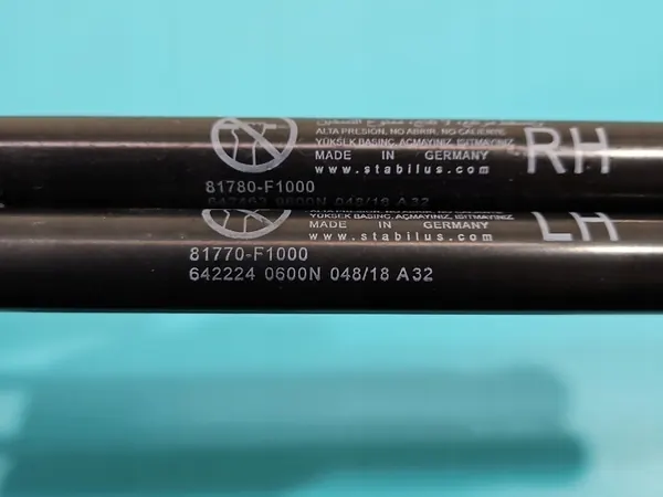 Kia Sportage IV Bakluck Stötdämpare Set 15-21 OEM 81770-F1000 image 3