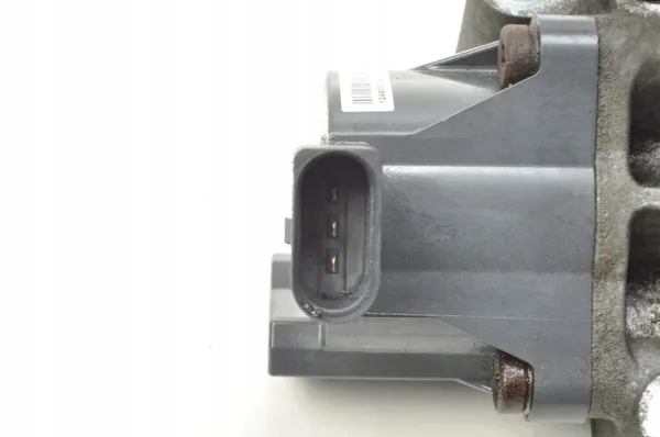 Oliepomp Volvo V60 2.4 D6 OEM 31325625 image 4