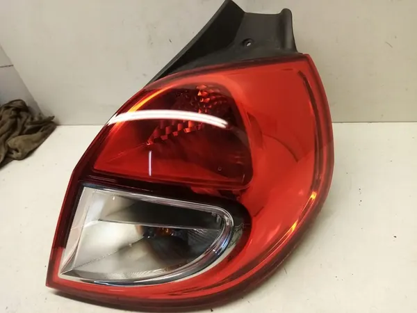 Lámpara Trasera Derecha Renault Clio III 2009-2012 OEM 8200886946 image 2