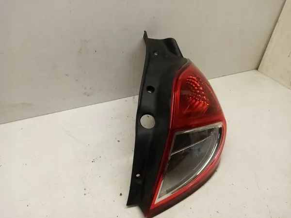 Lámpara Trasera Derecha Renault Clio III 2009-2012 OEM 8200886946 image 3