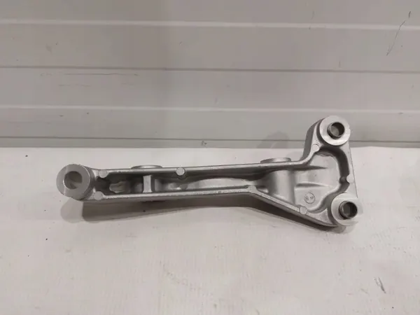 Support de vilebrequin Chrysler Pacifica 52123981AA image 3