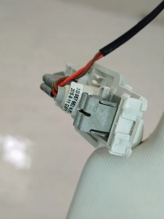 Visera derecha usada OEM 3G0857551G para VW Passat B8 image 4