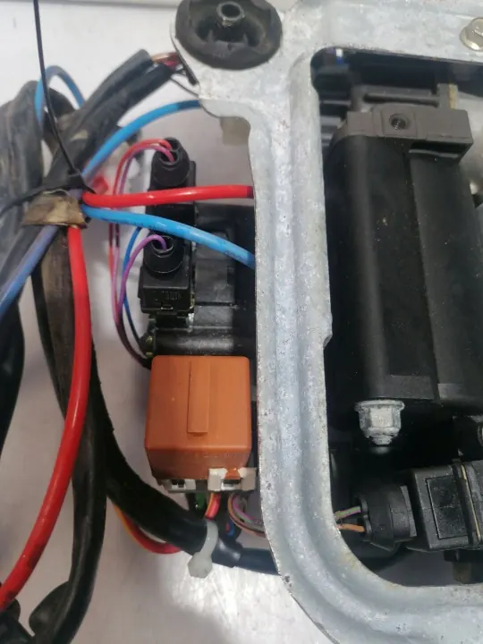 Compresseur de suspension BMW OEM 787616 1082099 image 9