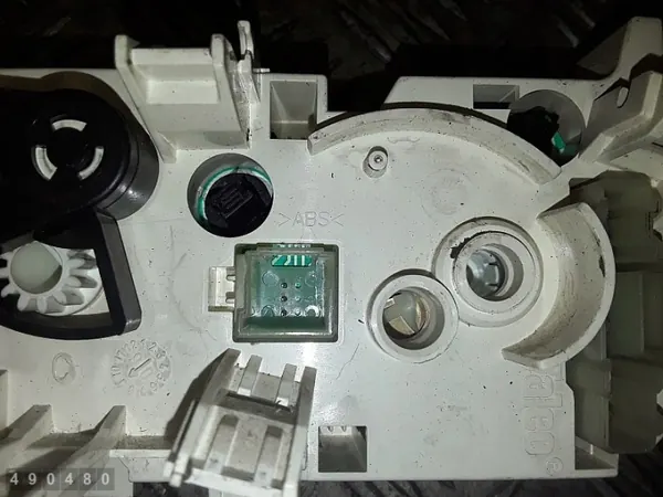Module de contrôle climatisation Citroen Berlingo OEM 69930002 image 5