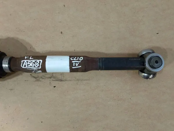 Fram vänster halvmuff Renault Clio IV 391018401R image 2