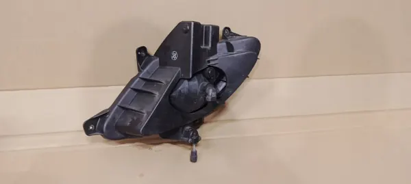 Phare Halogène Droit OEM 92202-1K100 Hyundai IX20 image 7