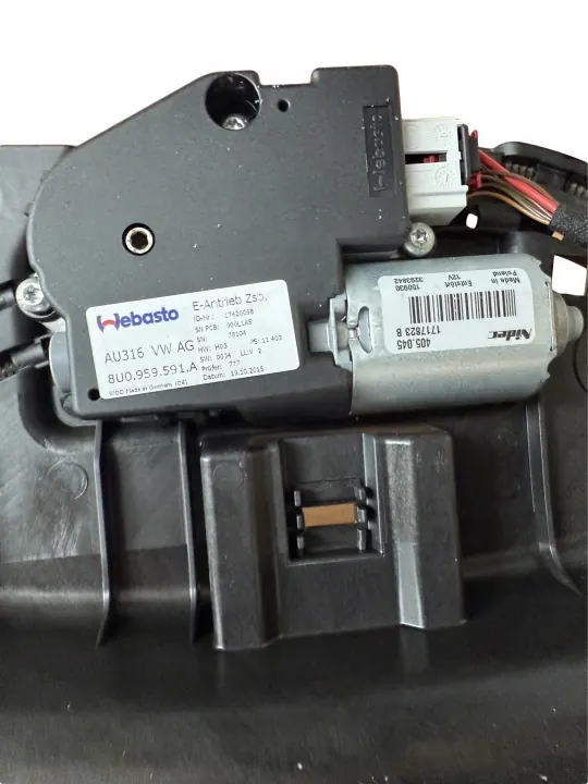 Teto Panorâmico Audi Q3 8U OEM 8U0877041B image 4