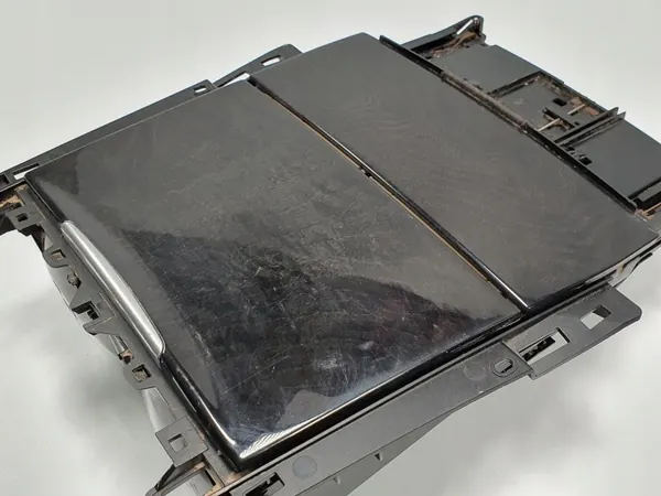 Mercedes W212 Aschenbecher OEM A2126805850 - Gebraucht image 4