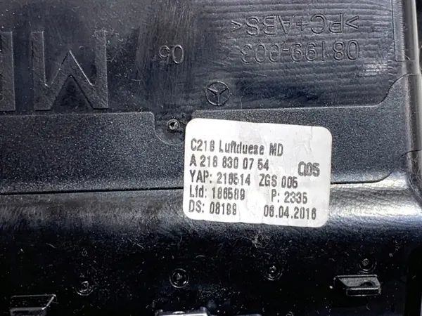 OEM A2188300754 Etuilmastusritilä Mercedes image 4