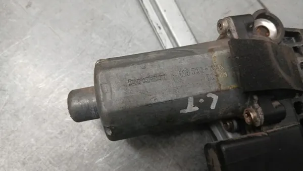 Elevador de vidro traseiro direito Opel Zafira A 99-03 90579539 image 4