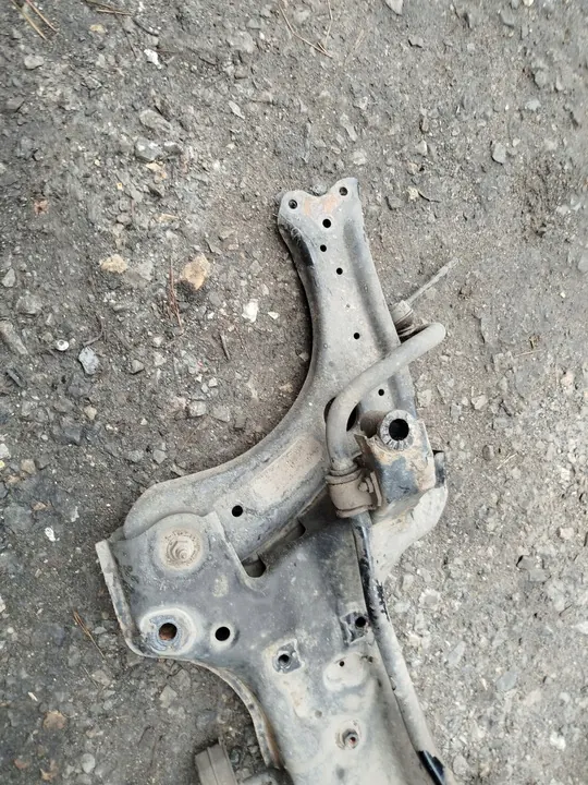 Chariot Berceau SKODA ROOMSTER 1.4 B 6R0407151E image 5