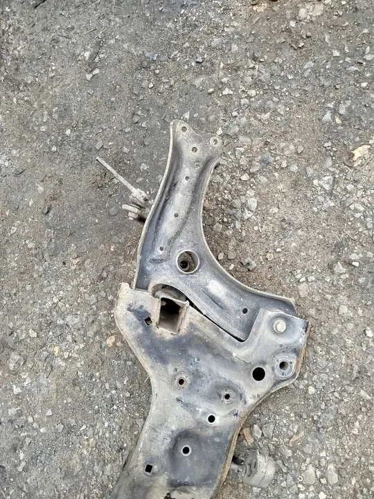 Chariot Berceau SKODA ROOMSTER 1.4 B 6R0407151E image 9