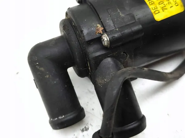 Vattencirkulationspump Audi Q7 4L 2006 7L0965561H image 6