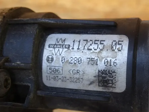 EGR-venttiili jäähdyttimellä Scirocco Golf Audi A3 2.0 TDI image 4