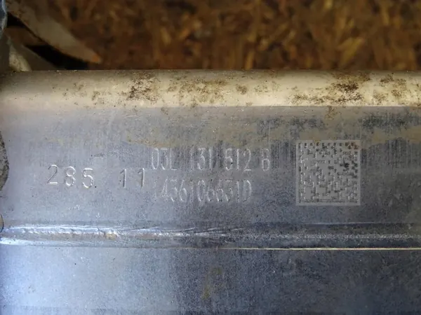 EGR-venttiili jäähdyttimellä Scirocco Golf Audi A3 2.0 TDI image 7