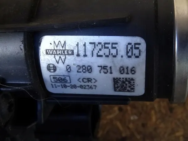 EGR-venttiili jäähdyttimellä Scirocco Golf Audi A3 2.0 TDI image 9