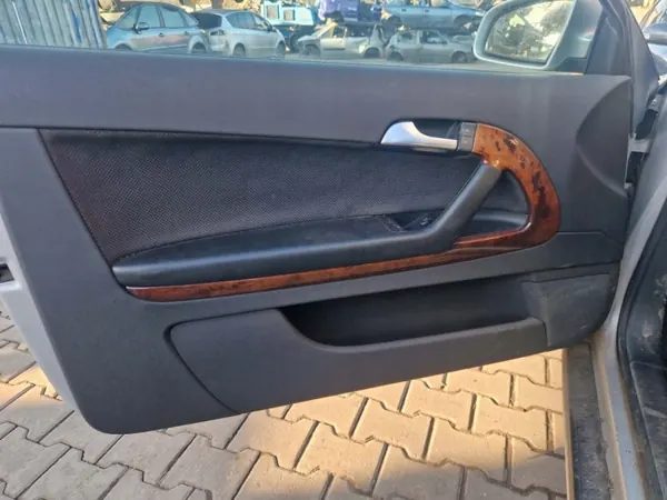 OEM Zawada-390041- Garniture Portière Gauche Audi A3 8P image 2