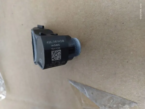 Toyota Avensis T27 Parksensor OEM PW501-00700-BB image 4