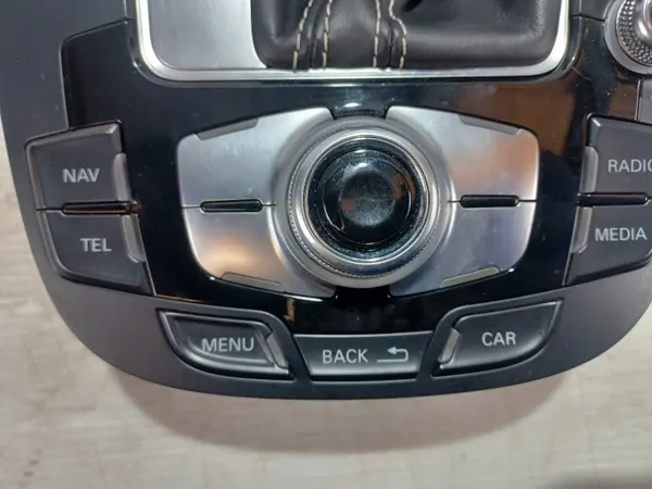 Audi A4 B8 MMI Pook OEM 8T0919611K image 3