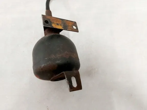 Junta Esférica Mercedes W123 OEM 1233200015 - Usado image 3