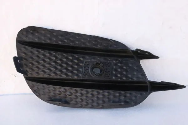 MERCEDES W213 AMG Grille de Pare-Chocs Avant Droite Peinte OEM image 5