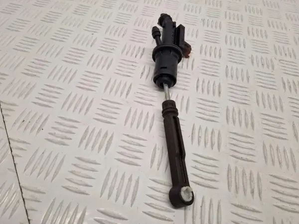 Bomba de embrague OEM 9689015980 para Citroen DS5 image 3