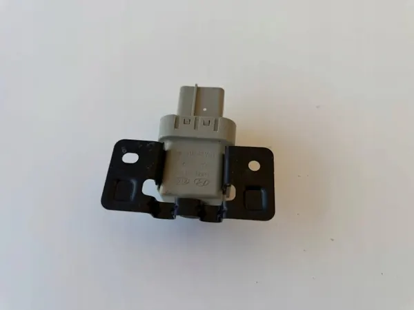 Hyundai gloeibougierele OEM 36830-2F050 image 3