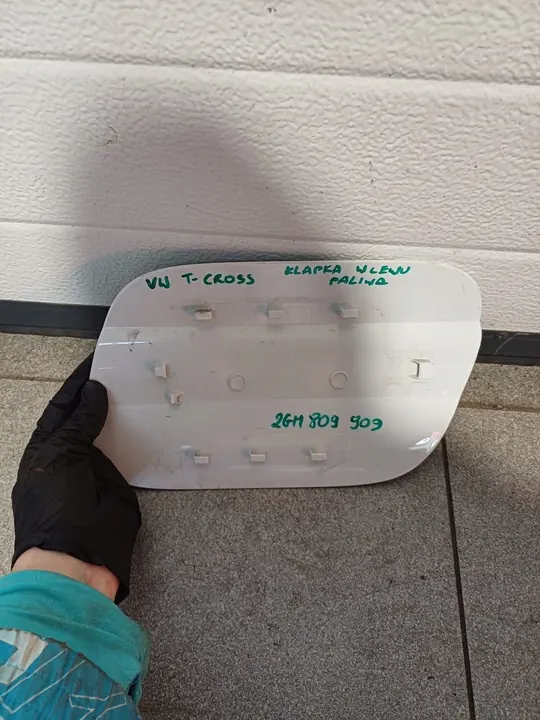 Tampa de Combustível VW T-Cross image 6