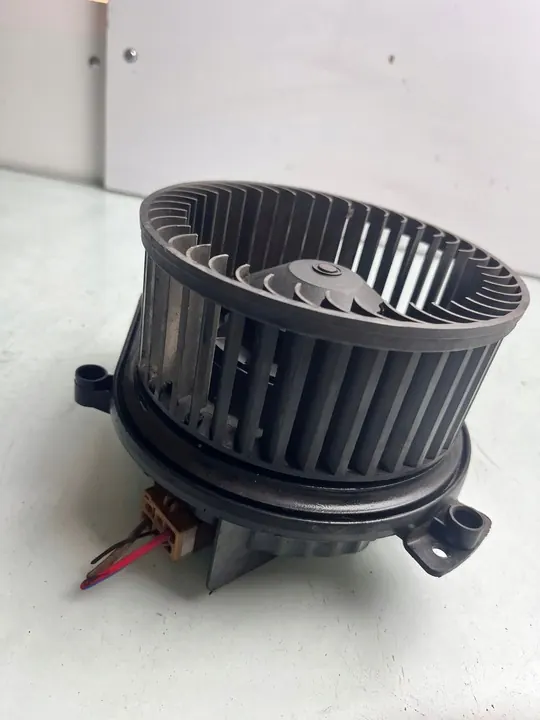 Ventilador de aquecimento Audi A4 B6 2.0B 01305508100 image 5