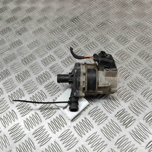 Audi E-Tron Vattenpump 4KE965567C image 5