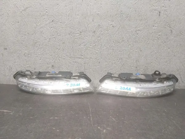 Luz diurna Mercedes-Benz OE A2218201856 image 2