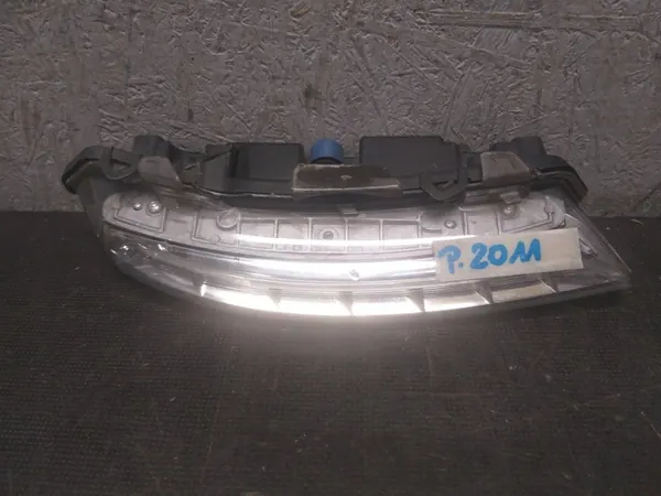 Luz diurna Mercedes-Benz OE A2218201856 image 3