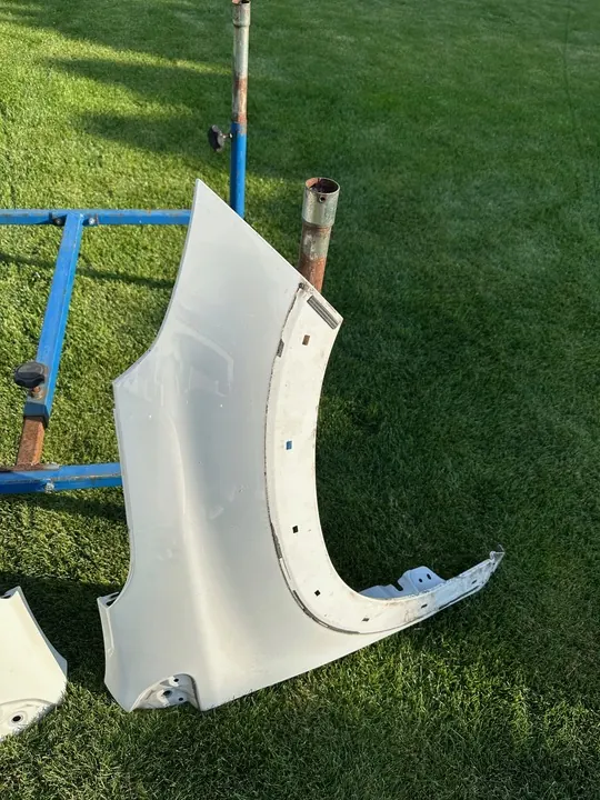 Höger Framskärm Peugeot 2008 Lift 16- OEM image 2