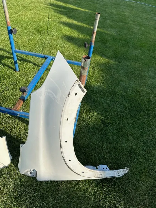 Höger Framskärm Peugeot 2008 Lift 16- OEM image 3