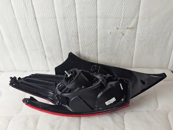 Lámpara Reflectora Trasera Derecha Peugeot 208 I Lift 9810430580 image 6