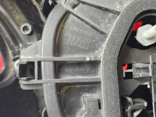 Lámpara Reflectora Trasera Derecha Peugeot 208 I Lift 9810430580 image 7