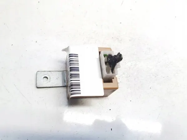 Mitsubishi Pajero Sport Computer 1999 3.0L OEM 0680005260 image 2