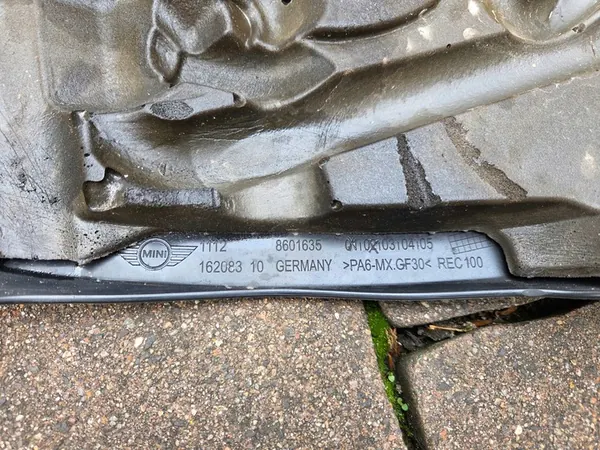 MINI COUNTRYMAN R60 Moottorin suojus 8601635 image 5