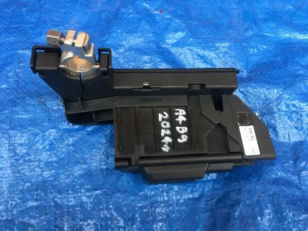 Boîte à fusibles pyrotechnique Audi A4 B9 OEM 8W0915459P image 2