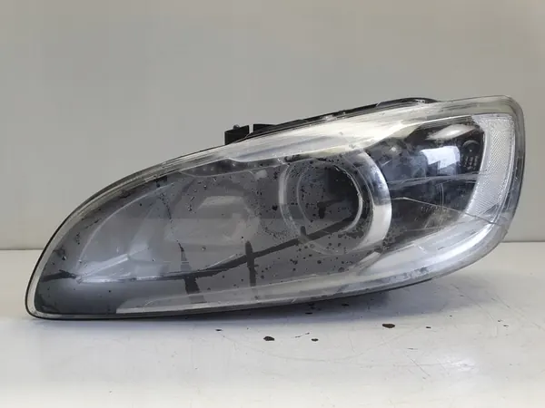 Volvo V60 S60 II Etu Vasemman Xenon Ajovalo 31353284 image 3