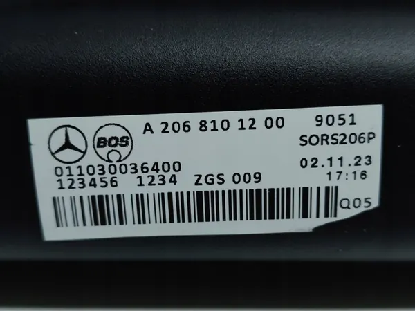 Mercedes C-luokka W206 tavaratilatela OEM A2068101200 image 8