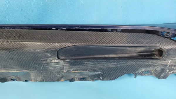 BMW X6 G06 Höger Kolfibersidolist OEM 8069996 image 3