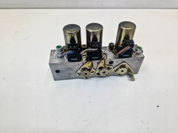 Solenoidventil Mercedes-Benz SL R129 OEM 129800267 image 3